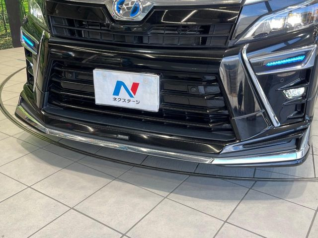 トヨタ ヴォクシー 1.8 ハイブリッド ZS 煌II の中古車詳細 (75,200km