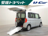スロープ付きで車いすをそのまま積み込み出来ます!