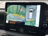 【パノラミックビューモニター】専用のカメラにより、上から見下ろしたような視点で360度クルマの周囲を確認することができます☆死角部分も確認しやすく、狭い場所での切り返しや駐車もスムーズに行えます。