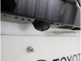 バックカメラが付いているので後方確認が非常にしやすいです。今や運転初心者も熟練者も必須装備!ついていて損はないですね♪
