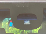 【シティブレーキアクティブシステム】低速走行中に前方の車両等を認識し、衝突しそうな時は警報とブレーキで衝突回避と被害軽減をアシスト。より安全にドライブをお楽しみいただけます。