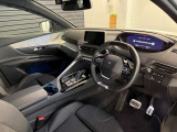 内装:車両の状態やシートのよれ等、お気付きの箇所がございましたらお写真にてお送り致しますのでお気軽にお申し付けくださいませ