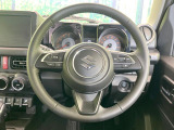 【純正革巻きステアリング】上質な革を使用することで、手にしっかり馴染みとても運転しやすいハンドルです♪