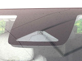 【ホンダセンシング】走行中に前方の車両等を認識し、衝突しそうな時は警報とブレーキで衝突回避と被害軽減をアシスト。より安全にドライブをお楽しみいただけます。