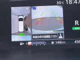 【アラウンドビューモニター】専用のカメラにより、上から見下ろしたような視点で360度クルマの周囲を確認することができます☆死角部分も確認しやすく、狭い場所での切り返しや駐車もスムーズに行えます。