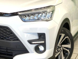 【シーケンシャルターンランプ付きLEDヘッドライト】人気の『流れるウィンカー』付きのLEDヘッドライトを装備♪高級感はもちろん、点灯時は存在感たっぷりで他車からも認識されやすく安心です。