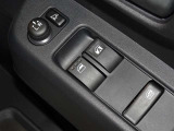 電動格納式ドアミラー・パワーウインドウを装備しています。