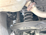 お車を安心してお乗りいただく為には、足回りの定期点検が欠かせません。サービスサポート(有償保証)では無料点検もご提供しており、安心のカーライフをお過ごしいただけるサポート体制が整っています。