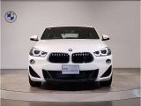 【キドニーグリル】BMWは約90年もの間、ほぼ全ての車両にひと目でBMWだと分かるこの特徴的なフロントグリルが備えられ、デザイン・アイコンとして親しまれてきました。