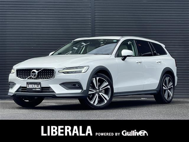 ボルボ V60クロスカントリー 