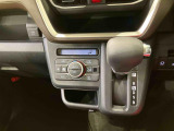 納車前にはプロのメカニックが、各部の点検を行います。ディーラーにしか出来ない品質、そしてサービスできっと満足していただけると思います!