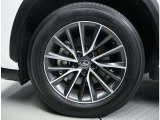 235/60R18