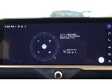 スマホやiPhoneと連携し、対応アプリを表示させて使うコネクティッドナビ対応ディスプレイオーディオ。フルセグTV対応です。DA連動ETC2.0搭載。利用日や料金の確認がディスプレイで確認できます。