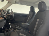 ◆LIBERALAは、輸入車選びの新たなスタイルを提案するインポート・セレクト・ブランドです。オーナー様となる方がクルマから直接感じる感性を第一にした、最良の一台との出会いをコーディネートいたします。