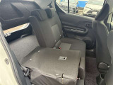 シートが倒せて荷物も楽々