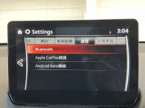 Apple CarPlay、Android Auto、Bluetoothに対応しています。お待ちスマートフォンと連携して音楽を聴いたり、ハンズフリー通話に対応します。