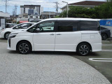 外環三郷西インター出口から約10分前後になります。新車店舗と併設されています。