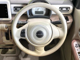 【純正革巻きステアリング】上質な革を使用することで、手にしっかり馴染みとても運転しやすいハンドルです♪