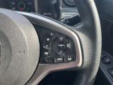 【レーダークルーズコントロール】前方の車両に合わせて加減速を自動制御するレーダークルーズコントロール。渋滞や高速道路での運転負担を軽減し、快適なドライブを提供します。