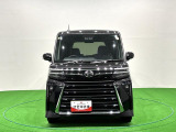 細部にメッキパーツの煌き。大人の感性に響く洗練さを身にまとった後期タントカスタムが入荷致しました。