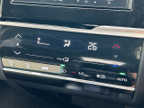 【オートエアコン】車内温度を感知して自動で温度調整をしてくれるのでいつでも快適な車内空間を創り上げます。