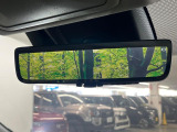 【デジタルインナーミラー】後席の大きな荷物や同乗者で後方が確認しづらい時でも安心!カメラが撮影した車両後方の映像をルームミラー内に表示。クリアな視界で状況の確認が可能です!
