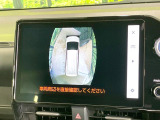 【パノラミックビューモニター】専用のカメラにより、上から見下ろしたような視点で360度クルマの周囲を確認することができます☆死角部分も確認しやすく、狭い場所での切り返しや駐車もスムーズに行えます。