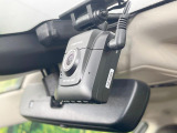 【ドライブレコーダー】ドライブレコーダー装備!走行中はもちろん、あおり運転や事故に遭遇した際、映像で記録し、万一のリスクに備えます。※記録用SDカードはお客様ご自身でご準備いただく必要があります。
