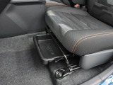 お車を購入される際はご不明な点や不安な点もあるかと思いますが、困ったらお気軽にご相談下さい! 0566-71-1630 までお電話頂ければ当店のスタッフがじっくりお話を聞かせて頂きます!