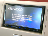 【ナビゲーション】目的地までしっかり案内してくれる使いやすいナビ。Bluetooth接続すればお持ちのスマホやMP3プレイヤーの音楽を再生可能!毎日の運転がさらに楽しくなります!!
