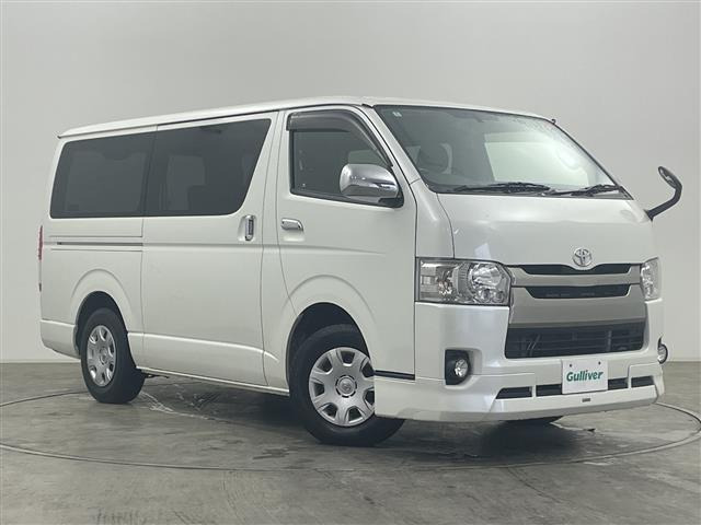 トヨタ ハイエースバン 
