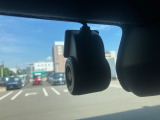 前方専用ではございますが、ドライブレコーダー付きの1台。今、流行りのアイテムですので、最初から取り付けられていると嬉しいですね!