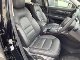 店舗にて現車の確認もいただけますので、お電話で在庫のご確認の上是非ご来店くださいませ。