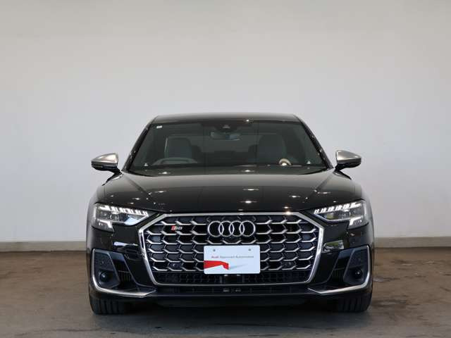 アウディ S8 4.0 4WD の中古車詳細 (17,000km, ミトスブラック