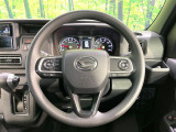 【ステアリングスイッチ】運転中、前方から目線をそらすことなく、オーディオ等の操作が可能な便利機能!安心&快適なドライブを演出してくれます♪