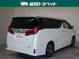 色は人気のホワイトパールクリスタルシャインです。