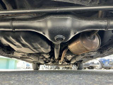 下回りの状態です。錆が少ない車です。