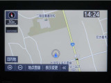 視認性に優れたナビゲーションを装備。現在地が分かりやすく、初めての場所でも安心してドライブ出来ます。日常使いから遠出まで、頼れる装備です。