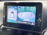【アラウンドビューモニター】専用のカメラにより、上から見下ろしたような視点で360度クルマの周囲を確認することができます☆死角部分も確認しやすく、狭い場所での切り返しや駐車もスムーズに行えます。