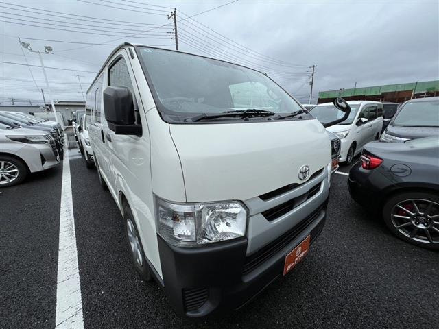 トヨタ ハイエースバン 