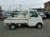 4WD、5速MT、エアコン、パワステ、レベライザー!ご来店の際は、在庫確認の上お越しくださいますようお願いします。