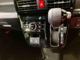 納車前にはプロのメカニックが、各部の点検を行います。ディーラーにしか出来ない品質、そしてサービスできっと満足していただけると思います!