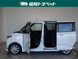 両側スライドドアを採用しています、助手席側は電動式で運転席から開閉できます。(運転席側は手動式です。)
