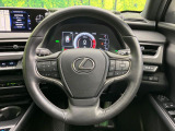 【ステアリングスイッチ】運転中、前方から目線をそらすことなく、オーディオ等の操作が可能な便利機能!安心&快適なドライブを演出してくれます♪