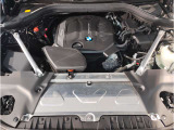 【BMWクリーンディーゼル】市場をリードするディーゼルエンジン。低回転ステージ専用ターボが走り出しから効果的に過給を行いスムーズな発進加速や低燃費を実現。ディーゼルの常識を超えたスポーティな走りを!