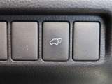 パワーバックドア装着車です。