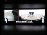 フロント・サイドカメラで視覚的に駐車をサポート!