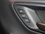 運転席のパワーシートは2名様分までメモリー機能付きです。