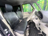 運転席シート廻りは使用感も少なく、良好な状態となっています。丁寧に使われていたことがよくわかりますね。