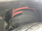 お車を安心してお乗りいただく為には、足回りの定期点検が欠かせません。サービスサポート(有償保証)では無料点検もご提供しており、安心のカーライフをお過ごしいただけるサポート体制が整っています。